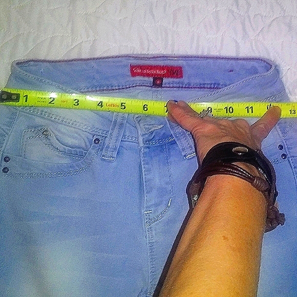 Mid-rise. YMI super skinny jeans. Size 5. - Picture 3 of 6
